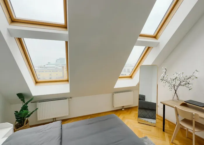 110qm, 4 Bedroom, Near Schoenbrunn Appartement