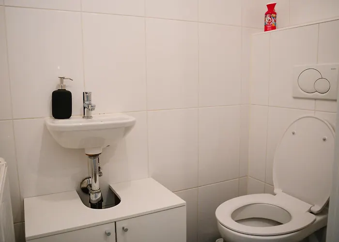 110qm, 4 Bedroom, Near Schoenbrunn Wenen